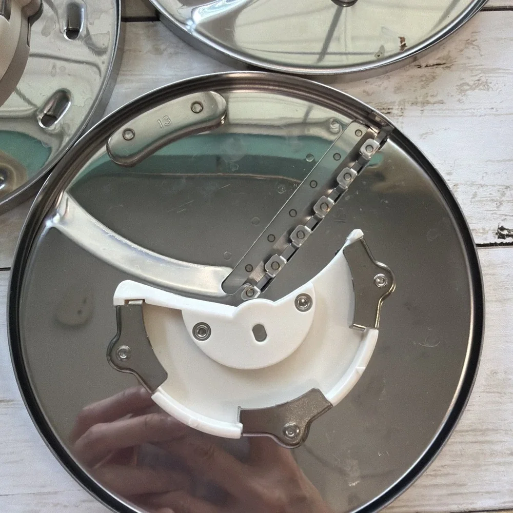 Cuisinart Food Processor dlc-7 Super Pro Parts Lot Stems Disc Blades